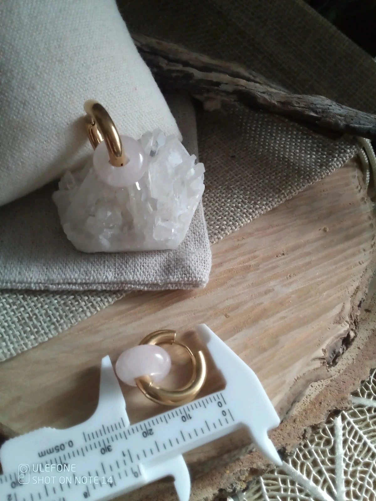 Petites créoles et pierres de quartz rose – photo 2